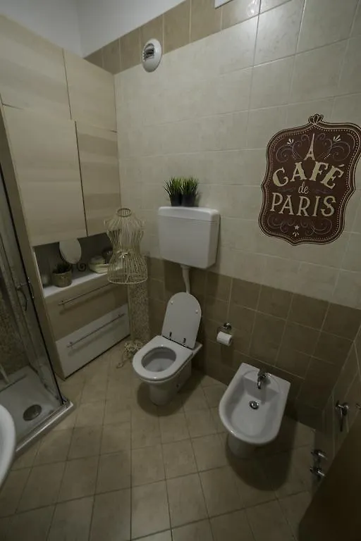 La Casa Della Viaggiatrice - Taldeg Hotel Bologna Apartment