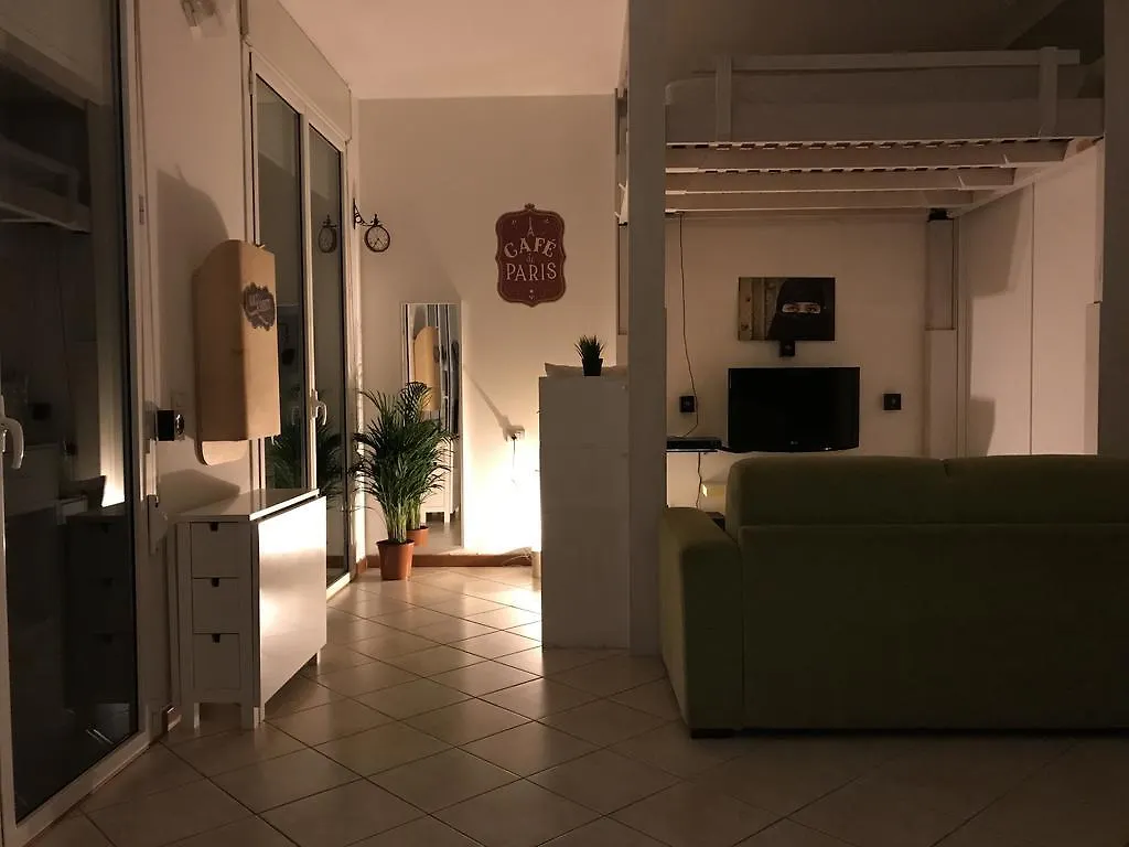 Apartment La Casa Della Viaggiatrice - Taldeg Hotel Bologna