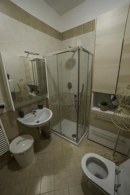 La Casa Della Viaggiatrice - Taldeg Hotel Bologna 0*,